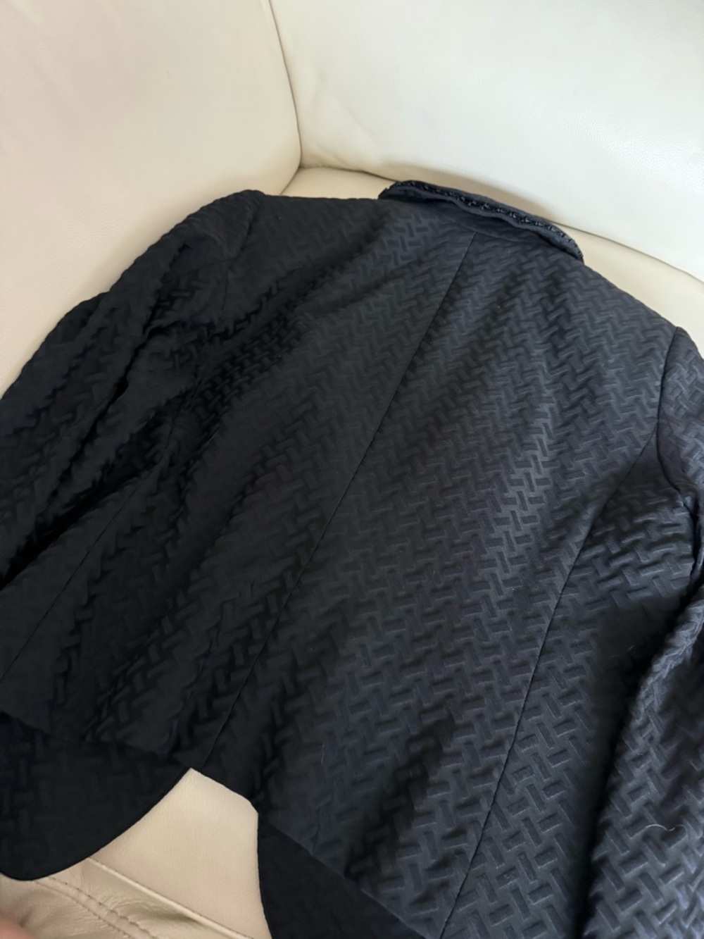 Armani Collezioni Black Textured Shawl Collar Blazer - Picture 7 of 7